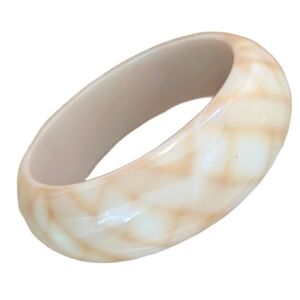 White and Tan Swirl Bangle